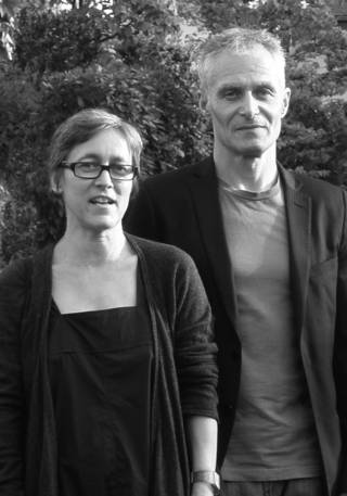 A portrait photo of Sabine Bitter and Helmut Weber.